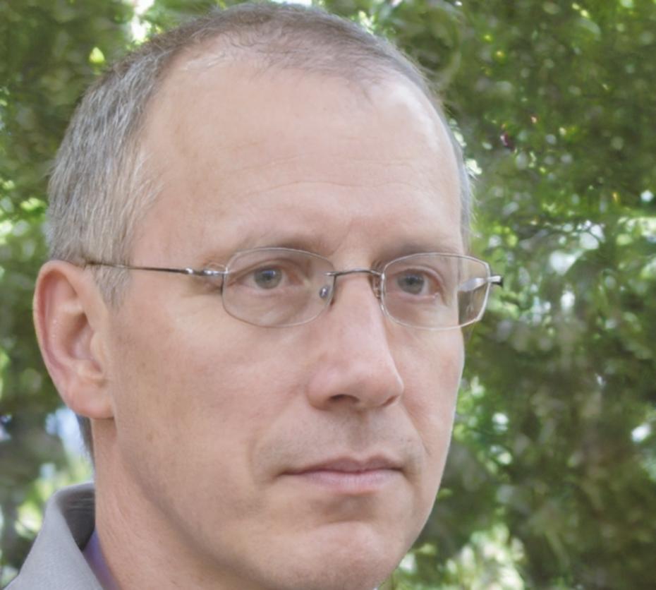 Instructor especialista en análisis financiero